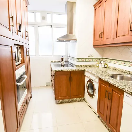 Letmalaga Economy Gevora Apartment